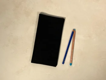 Re black cover front